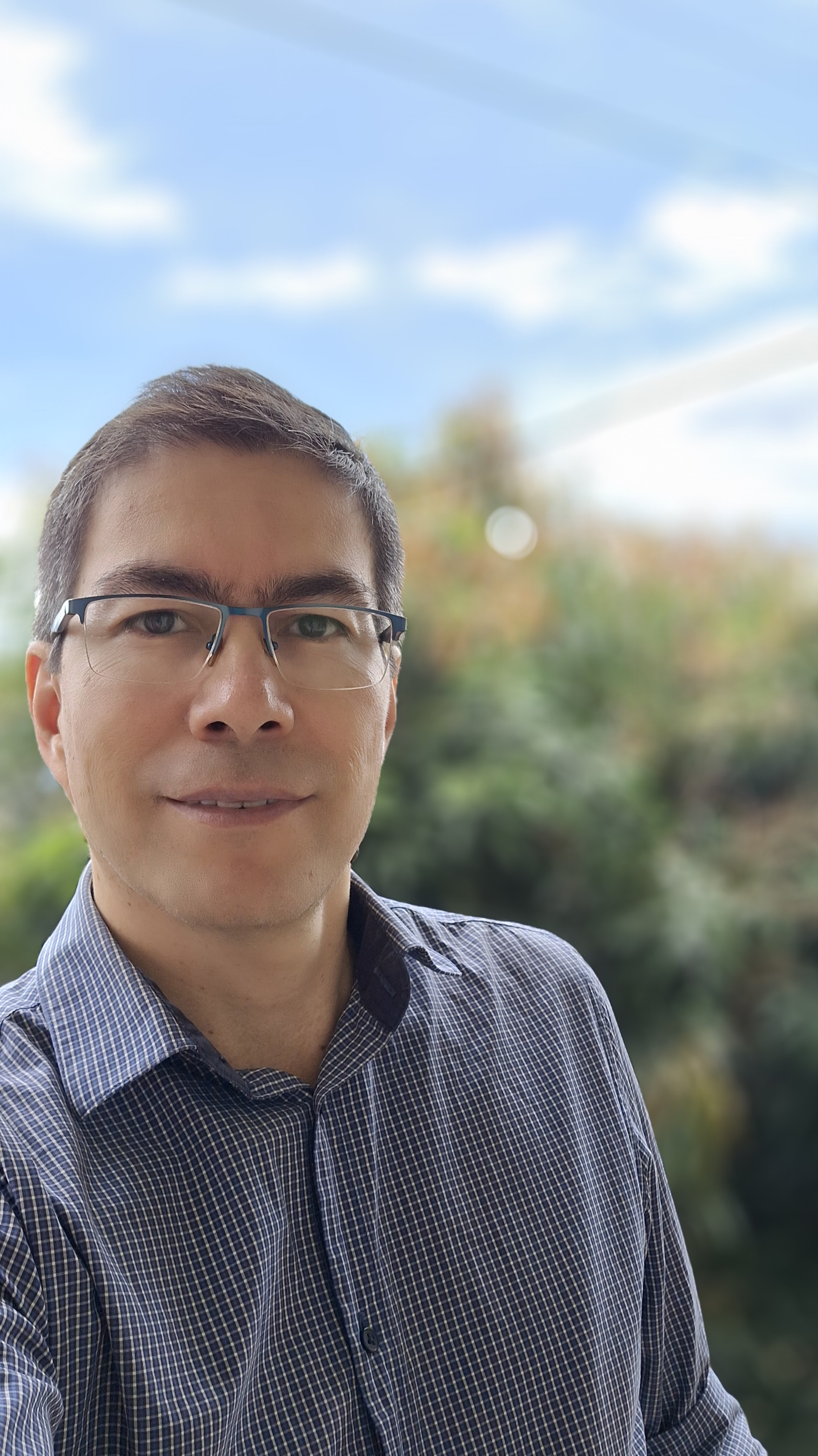 Dr. Nelson David Muñoz